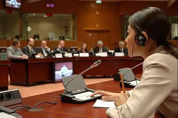 essay代写,Simultaneous interpretation ,留学生作业代写,Consecutive interpreting,论文代写