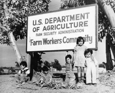 assignment代写,凯萨查维斯,留学生作业代写,Cesar Chavez,论文代写
