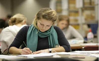 留学生们经济学论文代写,留学生作业代写,paper代写,经济学论文代写