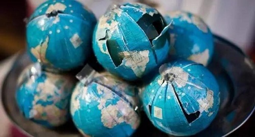 economy globalization,经济全球化,留学生作业代写,essay代写,美国作业代写 economy globalization,经济全球化,留学生作业代写,essay代写,美国作业代写