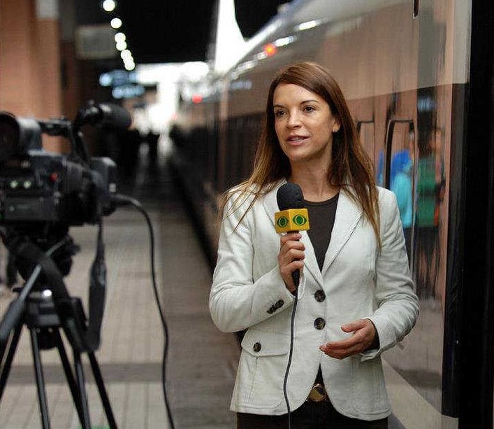 News interview,新闻采访,essay代写,paper代写,美国作业代写 News interview,新闻采访,essay代写,paper代写,美国作业代写