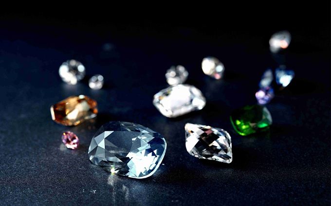 Crystal,水晶,essay代写,paper代写,美国作业代写 Crystal,水晶,essay代写,paper代写,美国作业代写