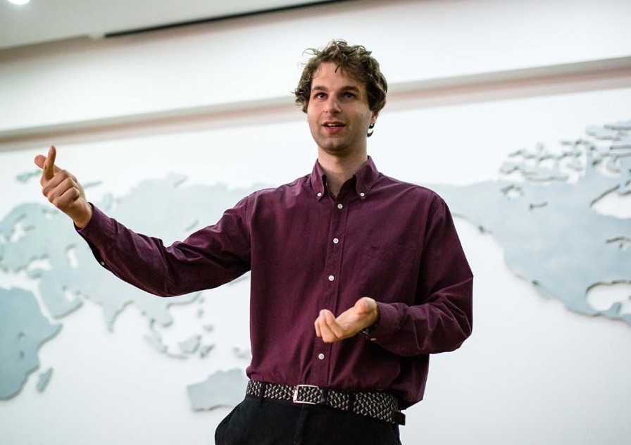 Teachers' continuing education,西方国家教师继续教育,essay代写,paper代写,美国作业代写 Teachers' continuing education,西方国家教师继续教育,essay代写,paper代写,美国作业代写