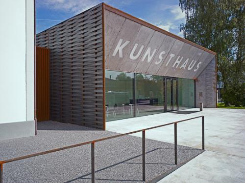 Contemporary art,美术馆建筑空间,cs代写,paper代写,北美作业代写