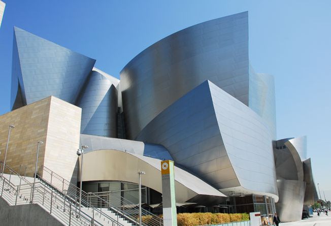 Frank gehry,弗兰克·盖里的建筑,essay代写,论文代写,代写