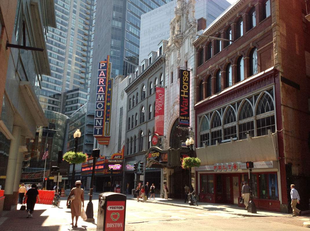 Black Swan Records,Paramount Records,essay代写,paper代写,作业代写