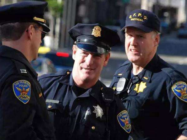 police system,美国警察制度,assignment代写,paper代写,北美作业代写 police system,美国警察制度,assignment代写,paper代写,北美作业代写