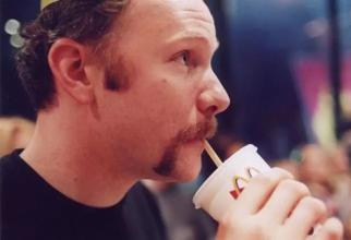 Supersize Me,超码的我,essay代写,作业代写,代写 Supersize Me,超码的我,essay代写,作业代写,代写