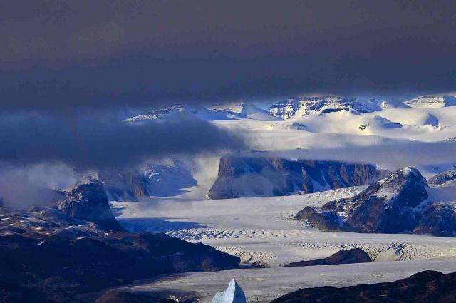 Arctic Photography,北极摄影,essay代写,paper代写,作业代写 Arctic Photography,北极摄影,essay代写,paper代写,作业代写