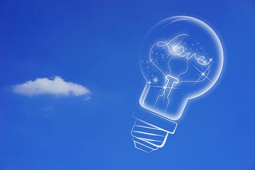 Advertising,全媒体时代广告,essay代写,作业代写,代写 Advertising,全媒体时代广告,essay代写,作业代写,代写